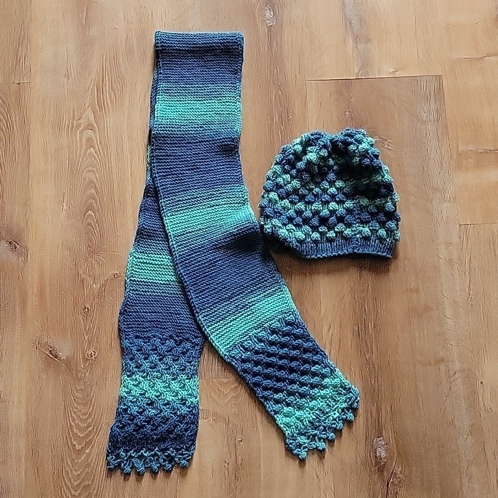 HANDMADE Toque and Scarf set for Little Kids